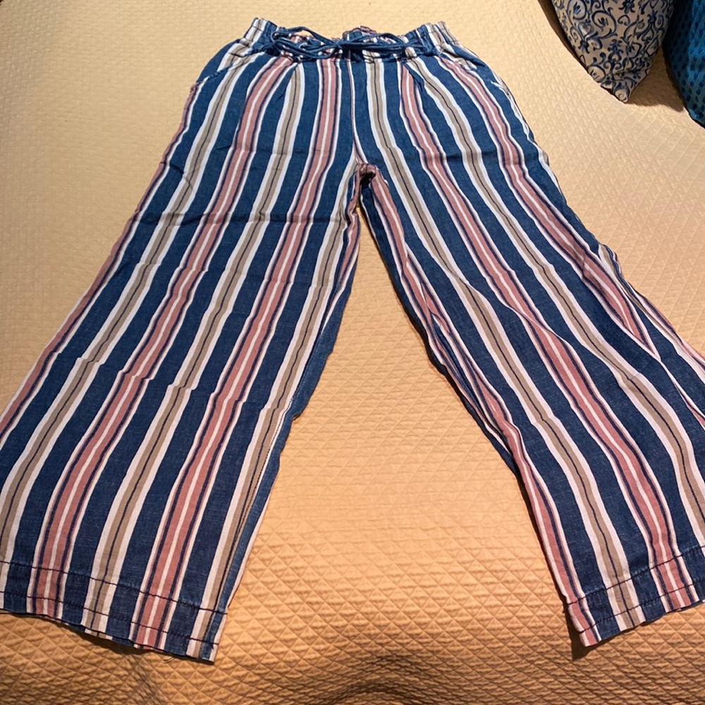 Girls American Eagle cotton striped pant